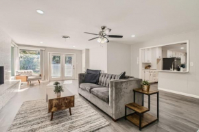 Convenient for long stays with 5BR Urban Retreat